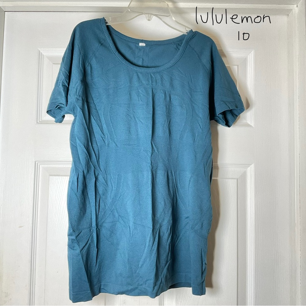lululemon athletica Short Sleeve Scoop Neck Tee in Teal